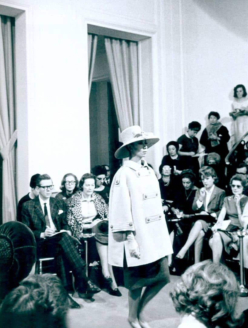 Yves Saint Laurent Catwalk. The Complete Haute Couture Collections 1962-2002 — Сьюзи Менкес (3)